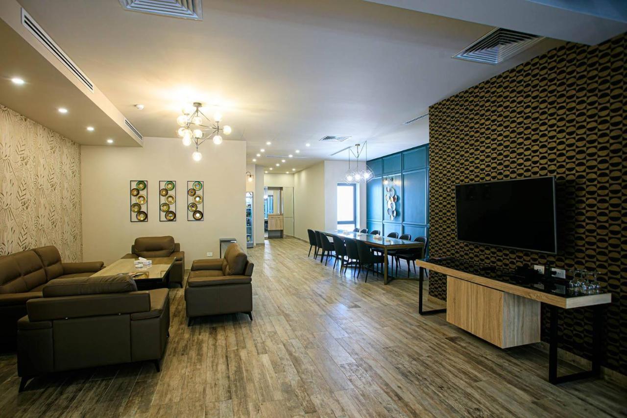 Ibiza Hotel&Spa Yerevan Bagian luar foto