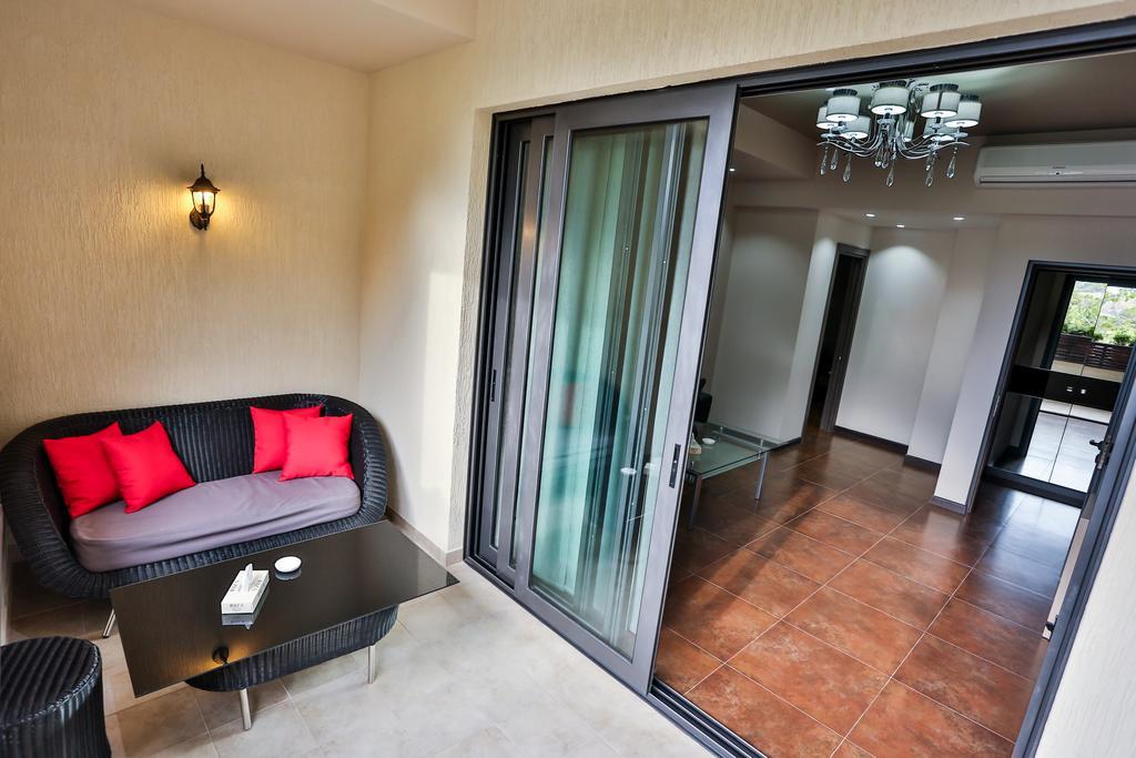 Ibiza Hotel&Spa Yerevan Bagian luar foto
