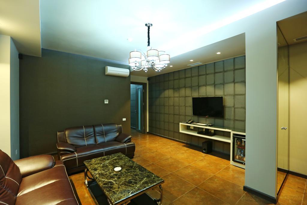 Ibiza Hotel&Spa Yerevan Bagian luar foto