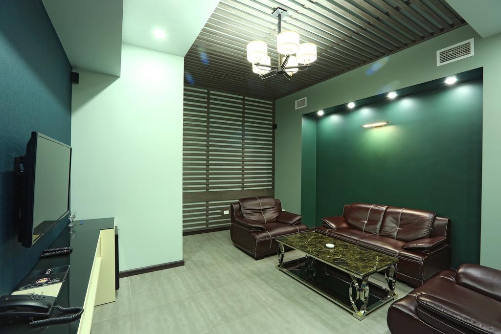 Ibiza Hotel&Spa Yerevan Bagian luar foto