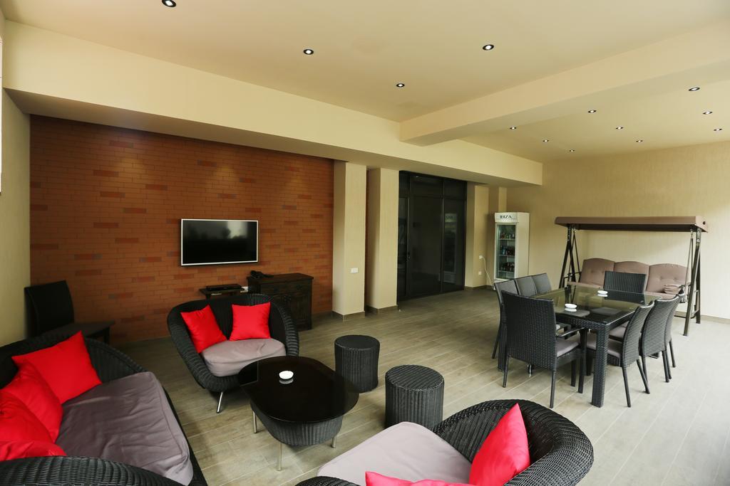 Ibiza Hotel&Spa Yerevan Bagian luar foto
